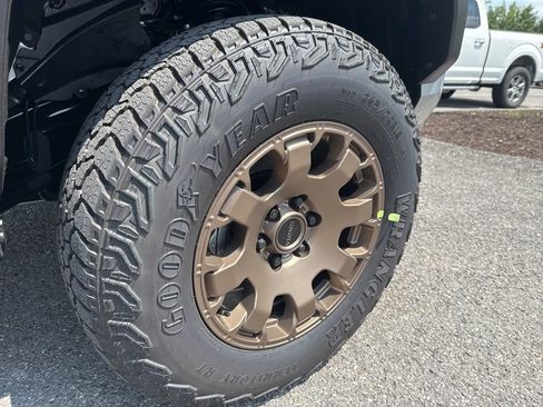 New 2025 Toyota Tacoma Trailhunter image 6