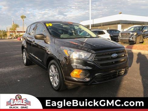 Used 2019 Ford Escape S image 1