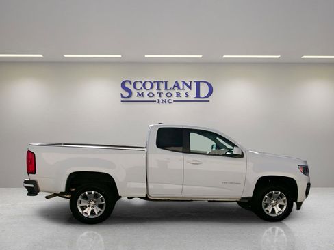 Used 2022 Chevrolet Colorado LT w/ Fleet Safety Package image 5