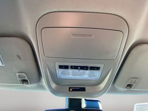 Used 2022 Chevrolet Colorado LT w/ Fleet Safety Package image 27