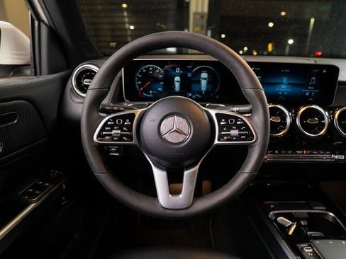 Certified 2021 Mercedes-Benz GLB 250 GLB 250 image 23