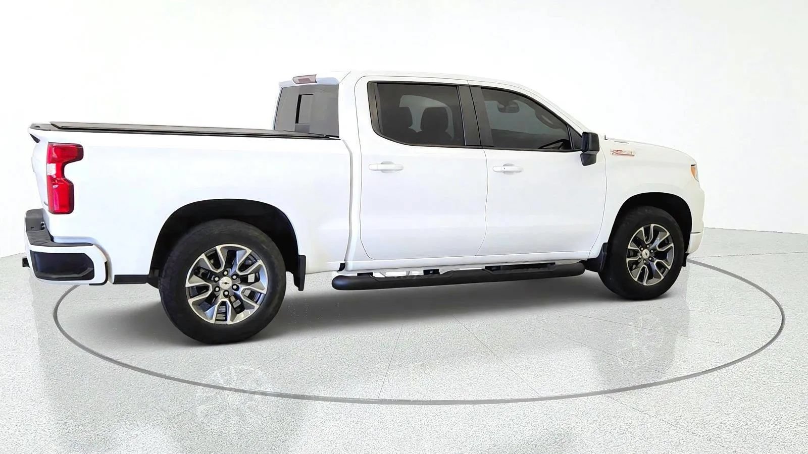 Used 2025 Chevrolet Silverado 1500 RST w/ Convenience Package II AWD/4WD image 9