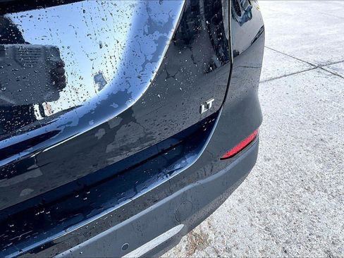 Used 2024 Chevrolet Equinox LT w/ LPO, Floor Liner Package FWD image 6