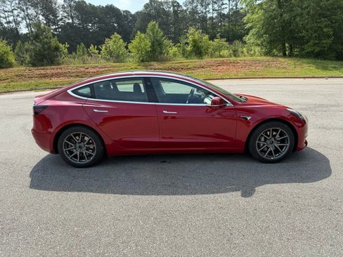 Used 2020 Tesla Model 3 Performance image 8