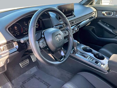 Used 2025 Honda Civic Sport image 17