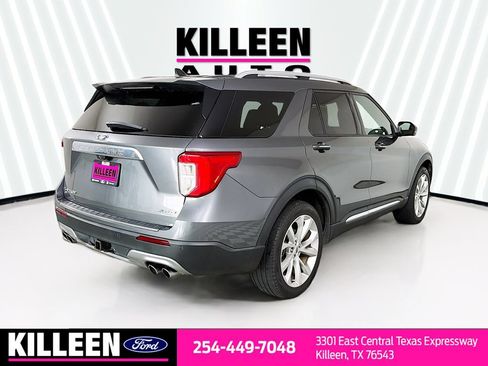 Used 2023 Ford Explorer Platinum w/ Technology Package AWD/4WD image 9