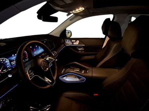 New 2026 Mercedes-Benz GLE 450 4MATIC image 4