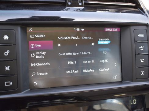 Used 2017 Jaguar XE Premium RWD image 23