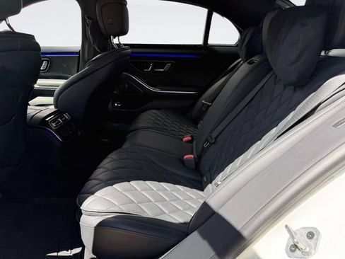 Certified 2023 Mercedes-Benz S 580 4MATIC Sedan image 12