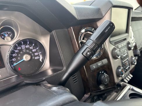 Used 2015 Ford F250 Platinum w/ FX4 Off-Road Package image 24