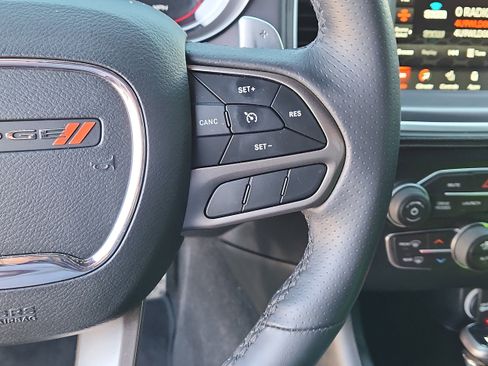Used 2020 Dodge Charger Scat Pack RWD image 17