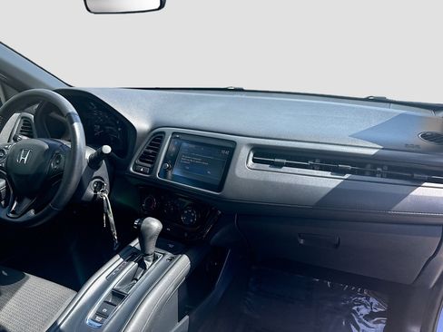 Used 2021 Honda HR-V Sport image 31