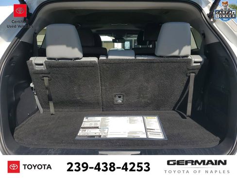 Used 2024 Toyota Highlander Limited image 23