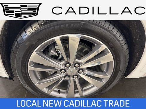 Used 2025 Cadillac XT6 Premium Luxury w/ Technology Package AWD/4WD image 8