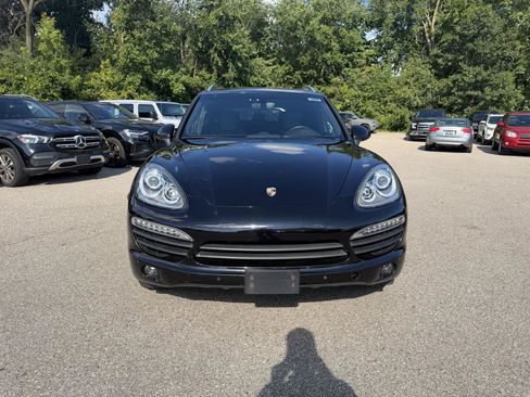 Used 2014 Porsche Cayenne S AWD/4WD image 2