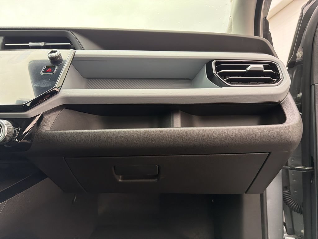 New 2027 Chevrolet Bolt RS w/ Technology Package FWD image 21