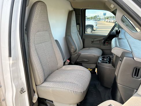 New 2024 Chevrolet Express 3500 Work Van w/ Ambulance Package image 25