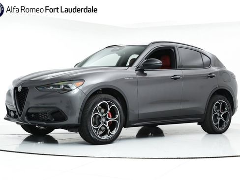 New 2025 Alfa Romeo Stelvio Sprint w/ Veloce Package image 1