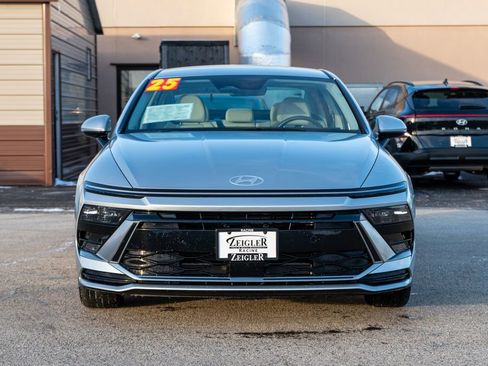 Certified 2025 Hyundai Sonata SEL image 2