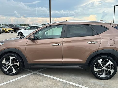 Used 2016 Hyundai Tucson Limited FWD image 9