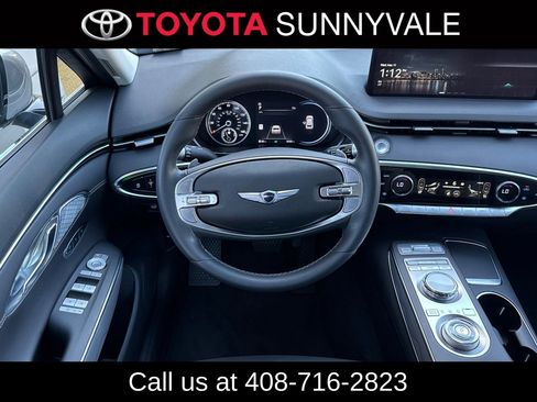 Used 2024 Genesis GV70 2.5T Advanced w/ Advanced Package image 18