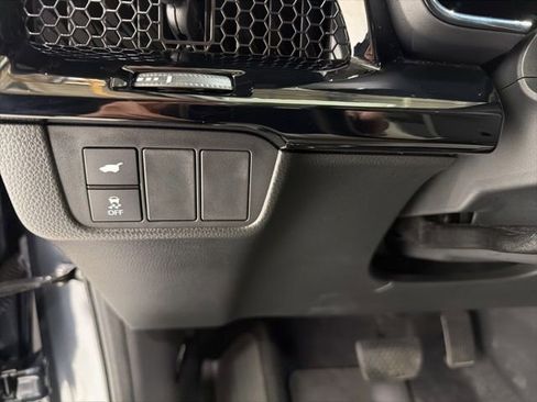 Used 2025 Honda CR-V EX-L image 12
