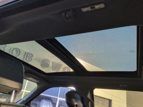 Used 2018 Ford F250 Lariat w/ Lariat Ultimate Package image 8