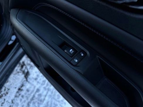 New 2026 Jeep Compass Limited image 15