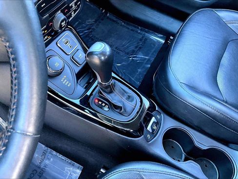 Used 2019 Jeep Compass Limited image 14