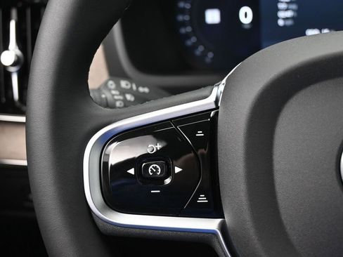 New 2026 Volvo XC90 B6 Plus w/ Protection Package AWD/4WD image 11