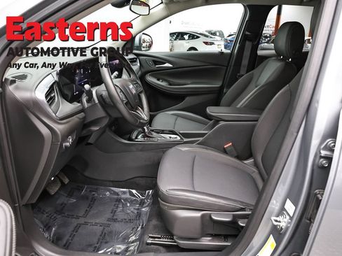 Used 2025 Buick Encore GX Preferred image 13