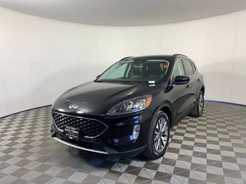 Used 2022 Ford Escape Titanium AWD/4WD image 5
