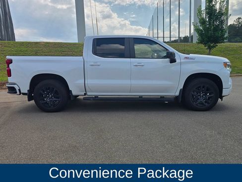 Used 2025 Chevrolet Silverado 1500 RST w/ Convenience Package II AWD/4WD image 3