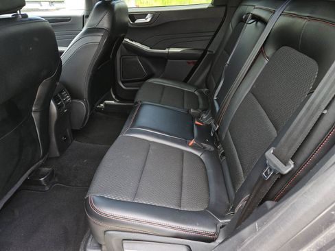 Used 2025 Ford Escape ST-Line AWD/4WD image 23