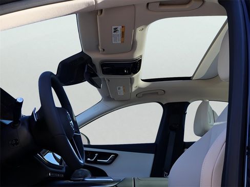 New 2026 Mercedes-Benz E 350 4MATIC Sedan image 40