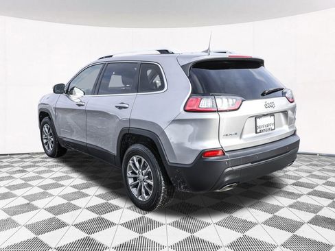 Used 2020 Jeep Cherokee Latitude Lux w/ Comfort/Convenience Group image 8