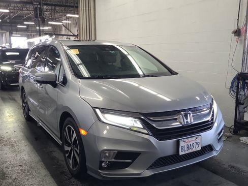 Used 2019 Honda Odyssey Elite image 6