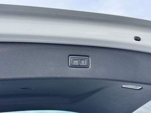 Certified 2023 Audi Q7 3.0T Premium Plus image 16