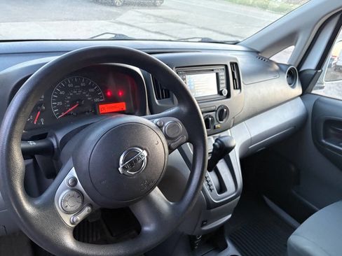 Used 2015 Nissan NV200 SV w/ Technology Package image 8