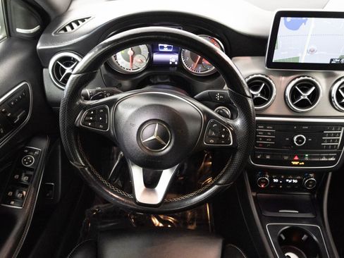 Used 2016 Mercedes-Benz GLA 250 GLA 250 image 31