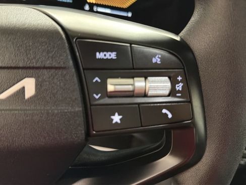 Used 2025 Kia K4 FWD image 17
