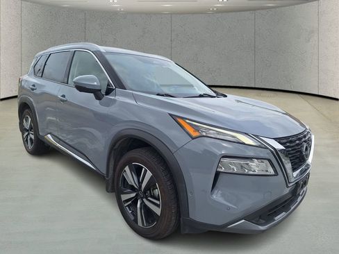 Used 2023 Nissan Rogue SL w/ SL Premium Package FWD image 7