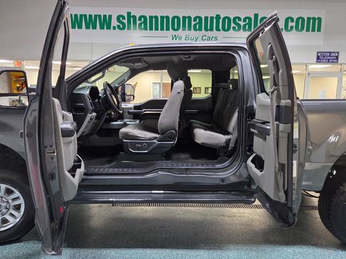 Used 2018 Ford F250 XLT w/ XLT Value Package AWD/4WD image 20