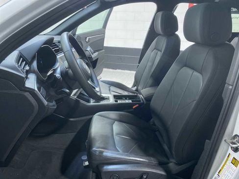 Used 2019 Audi Q3 2.0T Premium AWD/4WD image 11