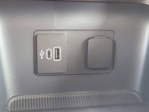 New 2026 Ford Explorer Active AWD/4WD image 27