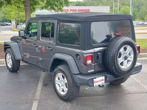 Used 2022 Jeep Wrangler Unlimited Sport AWD/4WD image 15