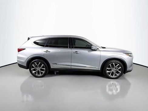 Used 2023 Acura MDX SH-AWD w/ Technology Package image 4