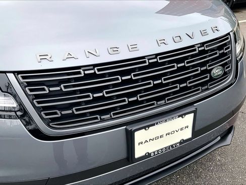 Certified 2026 Land Rover Range Rover Velar S AWD/4WD image 30