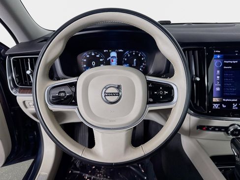 Used 2021 Volvo S60 T5 Momentum w/ Protection Package Premier image 13