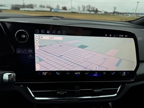 New 2026 Chevrolet Equinox EV LT image 19